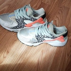 Nike Huraches